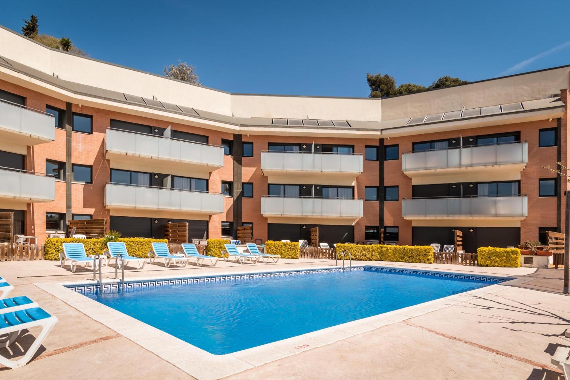 Santa Susanna Chic! Apartments By Alegria Dış mekan fotoğraf